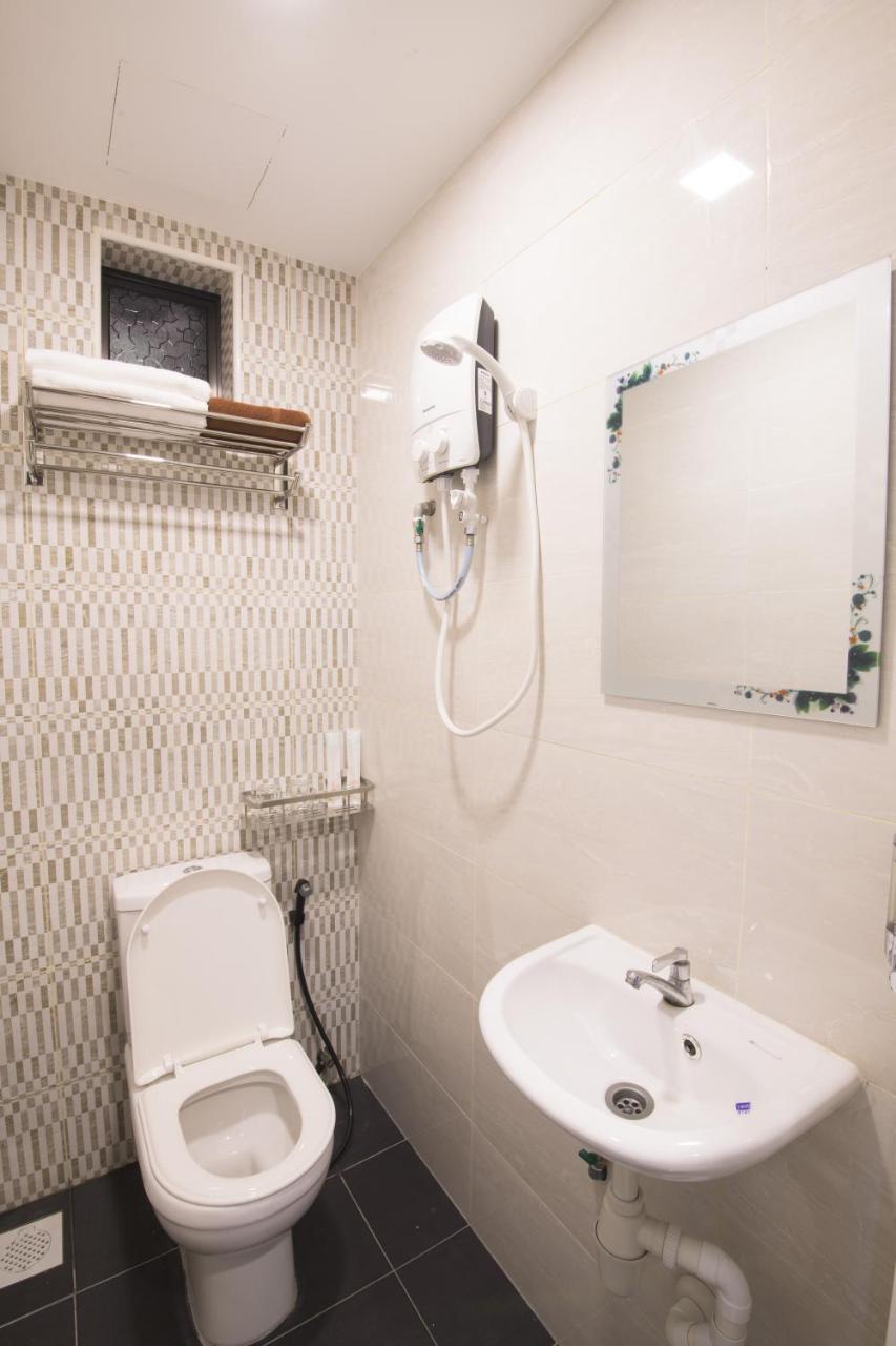 Ltl Guesthouse Джохор-Бару Екстер'єр фото